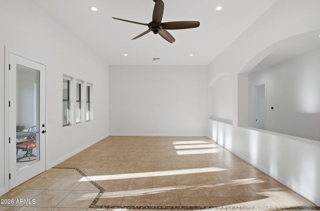 28142 N SANDRIDGE Drive, San Tan Valley, AZ 85144