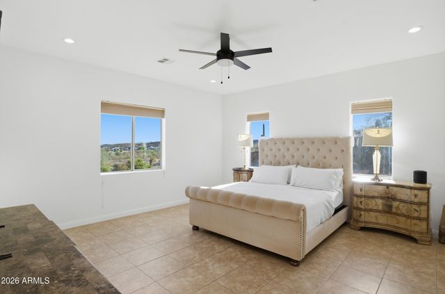 28142 N SANDRIDGE Drive, San Tan Valley, AZ 85144