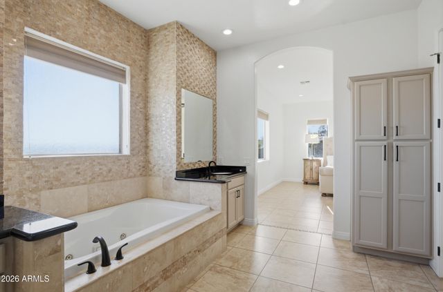 28142 N SANDRIDGE Drive, San Tan Valley, AZ 85144