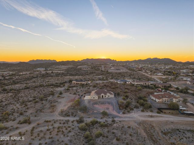 28142 N SANDRIDGE Drive, San Tan Valley, AZ 85144