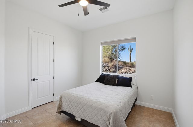 28142 N SANDRIDGE Drive, San Tan Valley, AZ 85144