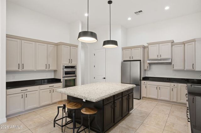 28142 N SANDRIDGE Drive, San Tan Valley, AZ 85144