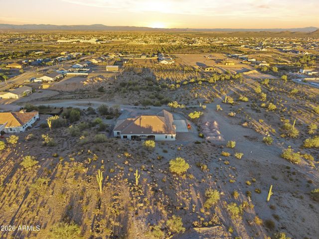 28142 N SANDRIDGE Drive, San Tan Valley, AZ 85144