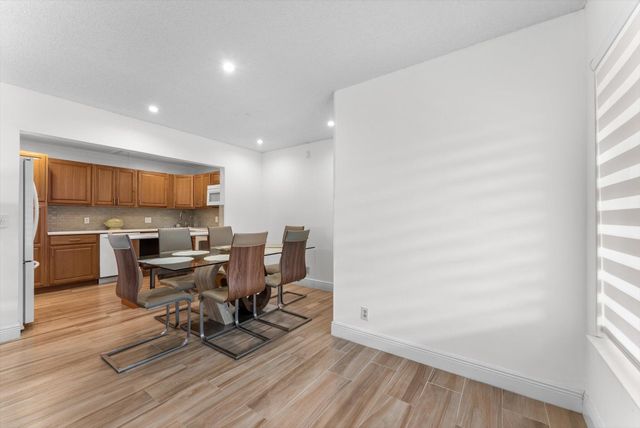 421 Pine Glen Lane A2, Greenacres, FL 33463