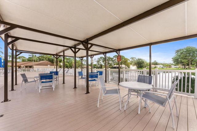 421 Pine Glen Lane A2, Greenacres, FL 33463