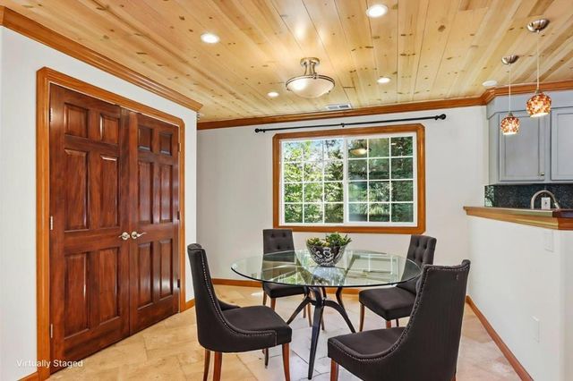 21568 Alma Court, Los Gatos, CA 95033