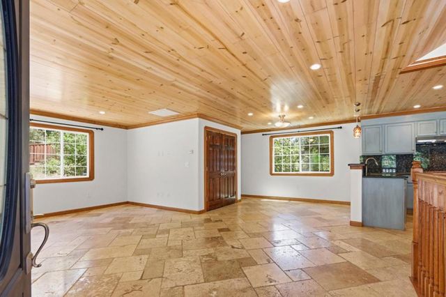 21568 Alma Court, Los Gatos, CA 95033
