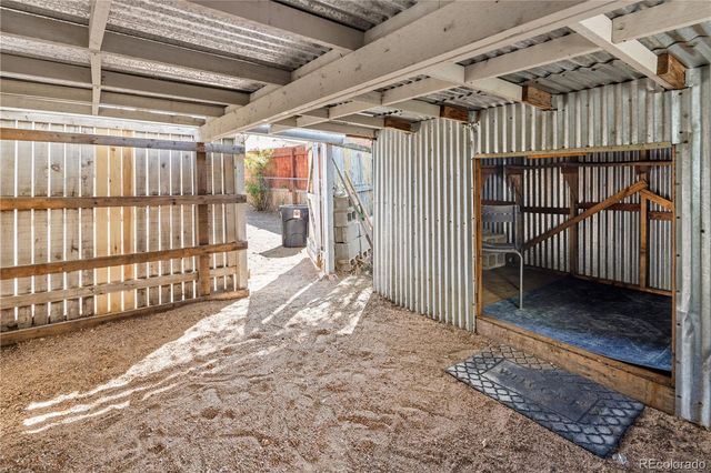 5325 W 5th Avenue, Lakewood, CO 80226