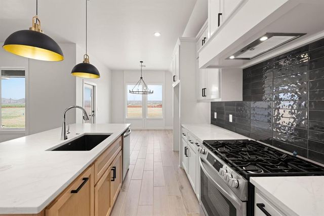 15612 Siloa Avenue, Edmond, OK 73013