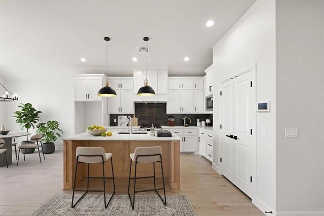 15612 Siloa Avenue, Edmond, OK 73013