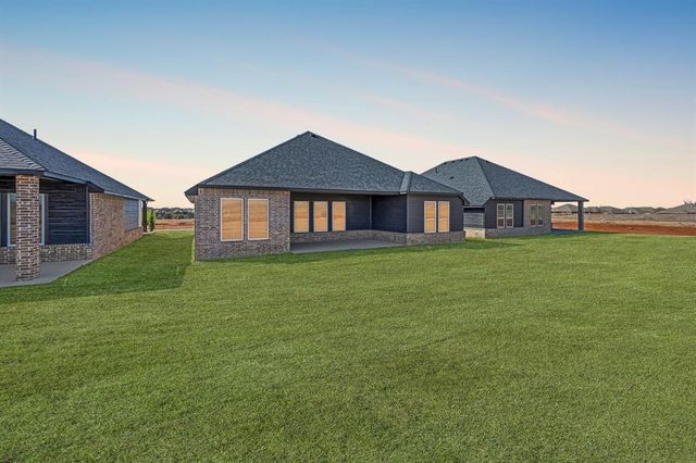 15612 Siloa Avenue, Edmond, OK 73013