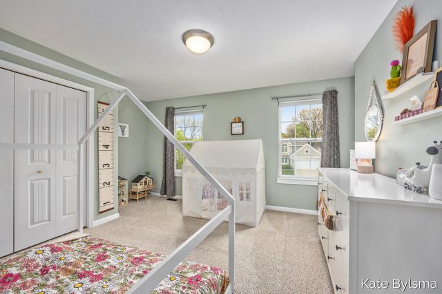 2132 Hollyhock, Belmont, MI 49306