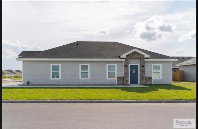 2229 N Valley Circle Circle N, La Feria, TX 78559