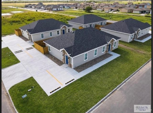 2229 N Valley Circle Circle N, La Feria, TX 78559