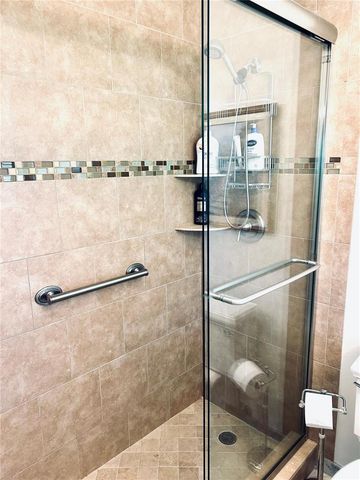850 Meadowlark Lane, Delray Beach, FL 33445