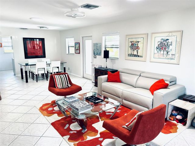 850 Meadowlark Lane, Delray Beach, FL 33445