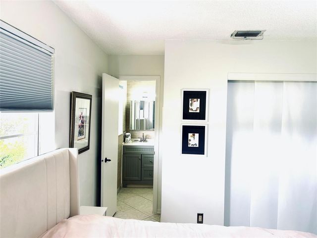 850 Meadowlark Lane, Delray Beach, FL 33445