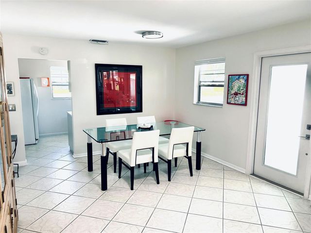 850 Meadowlark Lane, Delray Beach, FL 33445