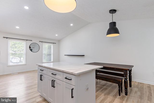 124 KENSINGTON PKWY, Abingdon, MD 21009
