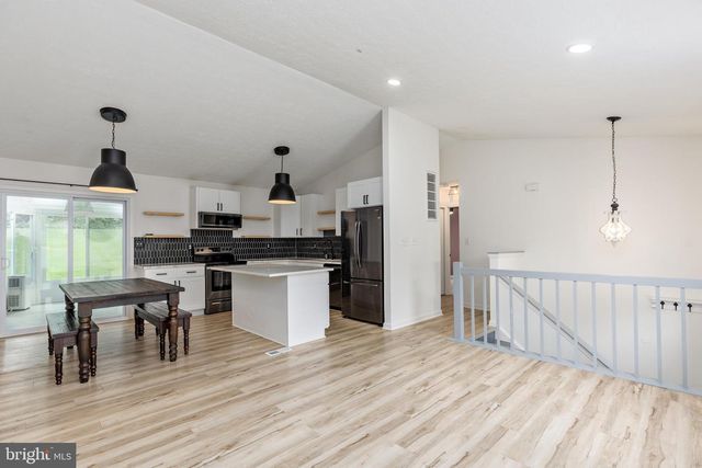124 KENSINGTON PKWY, Abingdon, MD 21009