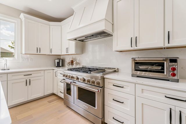 9533 Tall Grass Trail, St. John, IN 46373