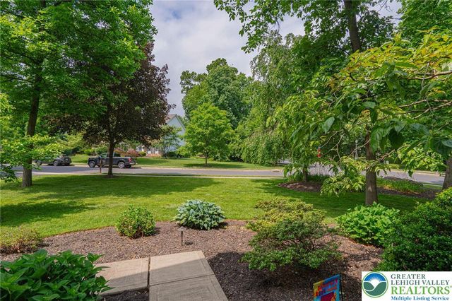 4201 Anthony Drive, Bethlehem Twp, PA 18020