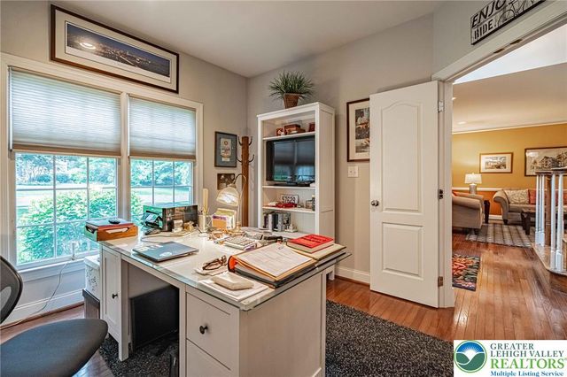 4201 Anthony Drive, Bethlehem Twp, PA 18020