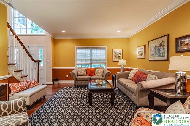 4201 Anthony Drive, Bethlehem Twp, PA 18020