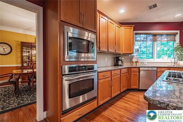 4201 Anthony Drive, Bethlehem Twp, PA 18020
