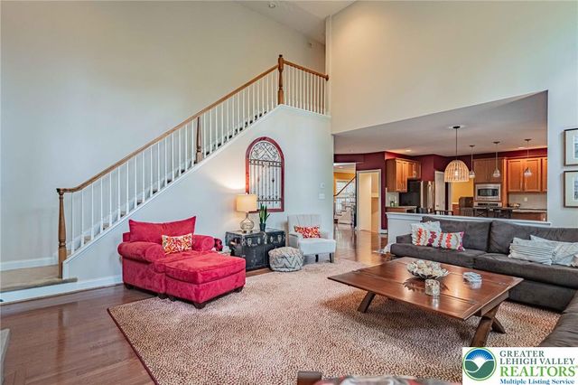 4201 Anthony Drive, Bethlehem Twp, PA 18020
