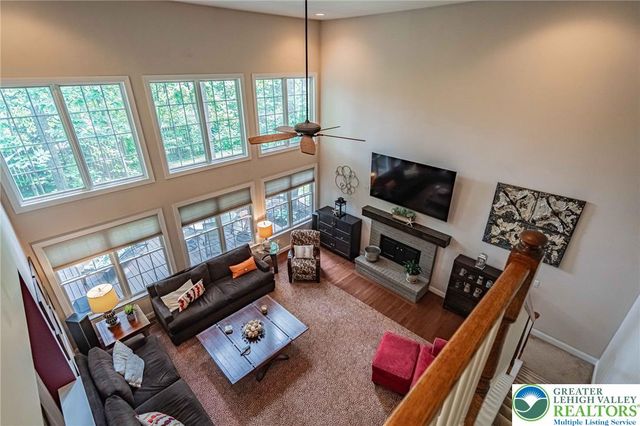 4201 Anthony Drive, Bethlehem Twp, PA 18020