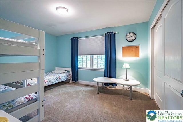 4201 Anthony Drive, Bethlehem Twp, PA 18020