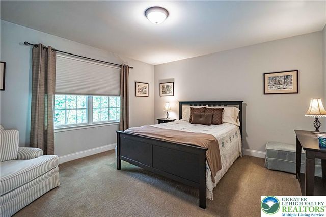 4201 Anthony Drive, Bethlehem Twp, PA 18020