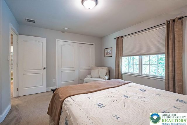 4201 Anthony Drive, Bethlehem Twp, PA 18020