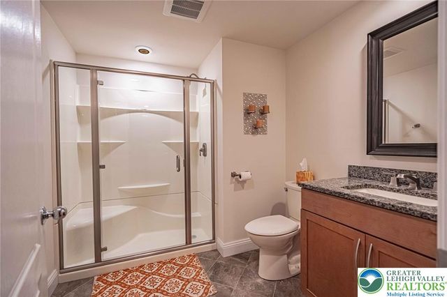 4201 Anthony Drive, Bethlehem Twp, PA 18020