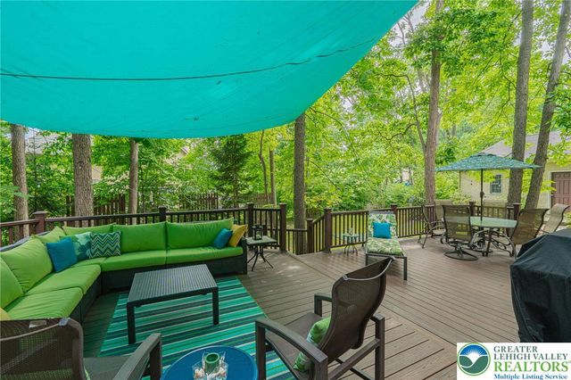4201 Anthony Drive, Bethlehem Twp, PA 18020