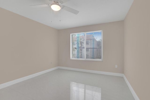611 Villa Circle, Boynton Beach, FL 33435