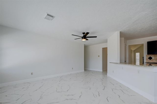 16015 Surrey Woods Drive, Friendswood, TX 77546