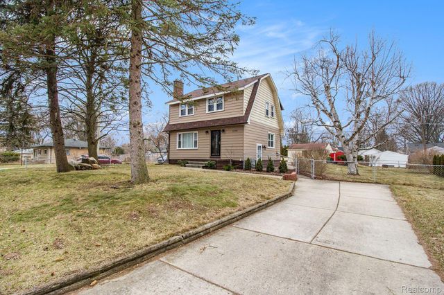 21305 ONTAGA Street, Farmington Hills, MI 48390