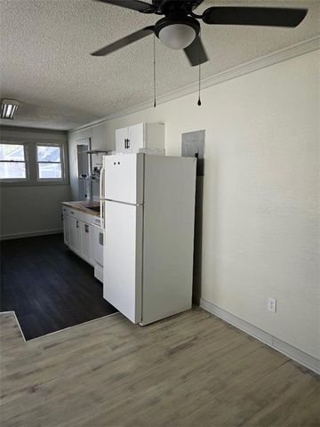 435 Benton Avenue, Excelsior Springs, MO 64024