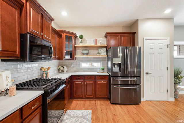 54843 Springfield Trace Drive, Osceola, IN 46561