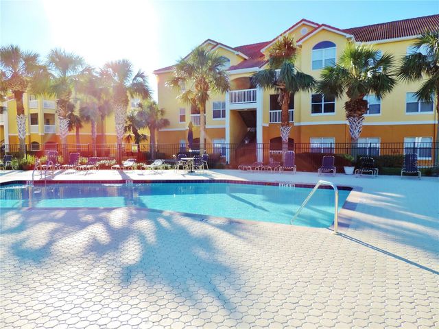 10764 70TH AVENUE 2305, Seminole, FL 33772