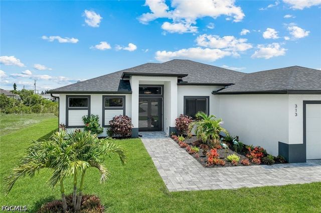 313 NE 5th TER, Cape Coral, FL 33909