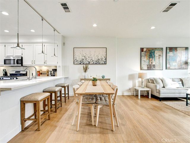 8056 Torino, Stanton, CA 90680