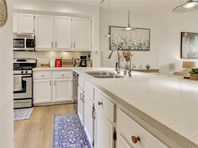8056 Torino, Stanton, CA 90680