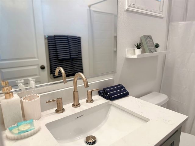 8056 Torino, Stanton, CA 90680