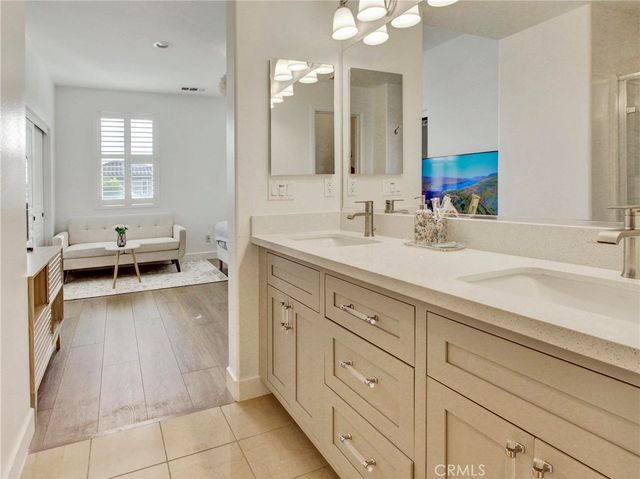 8056 Torino, Stanton, CA 90680