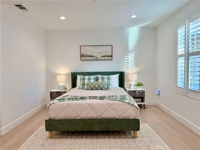 8056 Torino, Stanton, CA 90680