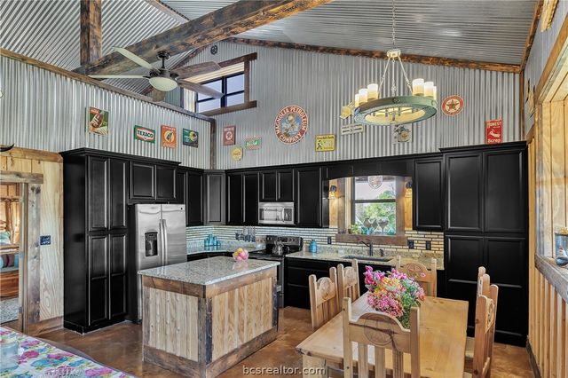 9798 Fm-2446 Farm to Market Road, Franklin, TX 77856