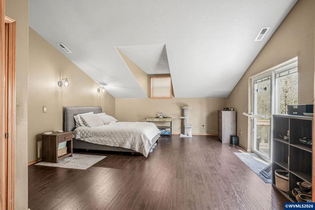 1760 SW Goucher Ct, Mcminnville, OR 97128
